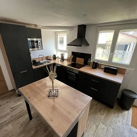 Superbe En Bord De Apartment